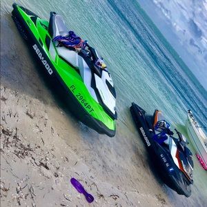 Meet your Posher, Addison